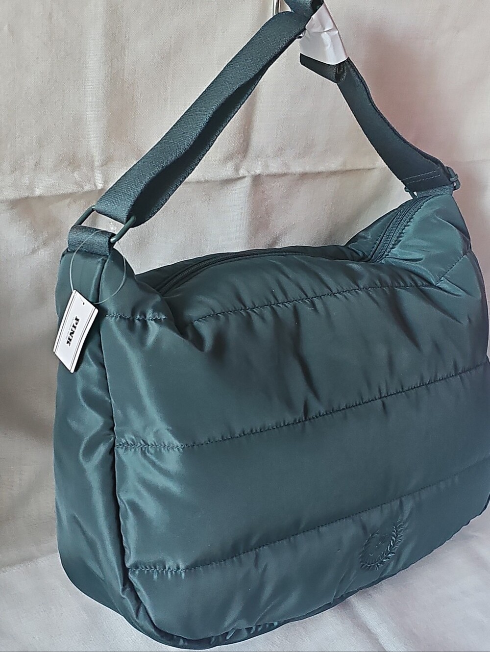 NWT Victoria's Secret Large quilted puffer crossbody bag (Black) - Picture 6 of 11